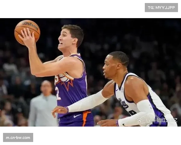 太阳擒国王逼近西部前六,布克复出贡献17分助球队取胜 太阳擒国王逼近西部前六,布克复出贡献17分助球队取胜